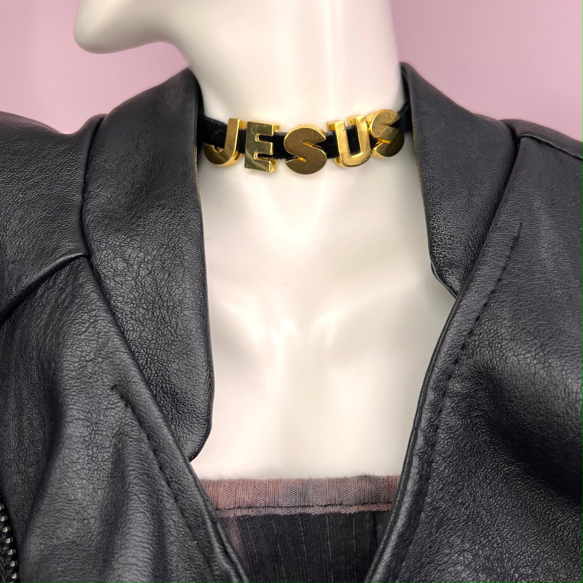 JESUS - Choker Necklace - Jesus Christ Heals